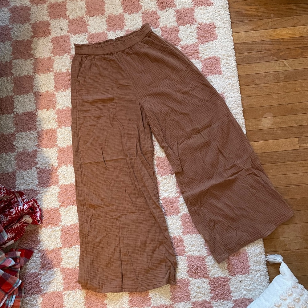 Aerie pool to party wide leg pant